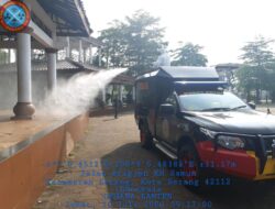 Tempat Ibadah Dan Fasilitas Umum Di Semprotkan Disinfektan Oleh Den Gegana Satbrimob Polda Banten 