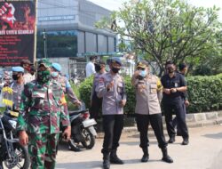Batalyon B Pelopor Brimob Banten Lakukan Pengamanan Aksi Unjuk Rasa Buruh di Cikande