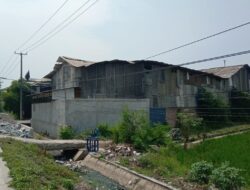 Mencemari Lingkungan Pabrik Peleburan Almunium di Desa Lontar Diduga Tak Kantongi Izin