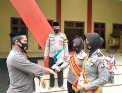 Hendak Ibadah, Polisi Terapkan Prokes Di Masjid