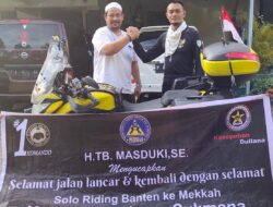 H.Tb.Masduki Melepas Keberangkatan Bambang Sukmana dari Banten Ke Mekkah dengan Kendari Kuda Besi