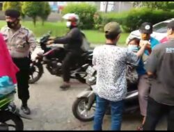 Puasa Hari Ke-5, JBB Gandeng Polsubsektor Palem Semi Berbagi Takjil dan Masker