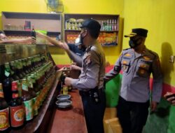 Ops Pekat, Polsek Serang Sita Puluhan Botol Miras Dan Obat Kuat