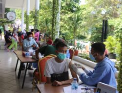 Kolaborasi Jasa Tirta II, Kodim dan Pemda Purwakarta Gelar Vaksinasi Massal Warga