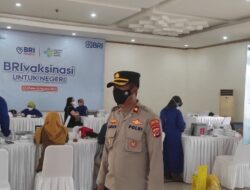 BRI Vaksin Untuk Negeri, Polsek Cipocok Jaya Awasi Prokes