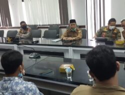 Kapolsek Cipocok Jaya Polres Serang Kota Pimpin Pengamanan Audensi Di Pemkot Serang