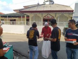 Adakan Raker Pertama Komunitas Jurnalis Kompeten (KJK) Bagi Bagi Nasi Kotak