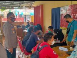 Ratusan Masyarakat Ikuti Vaksinasi Presisi di Kantor Polsek Taktakan