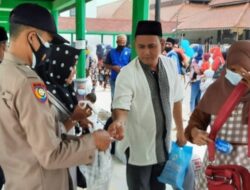 Polsek Kasemen Polres Serang Kota Intens Himbau Prokes dan Bagikan Masker Diwisata Religi