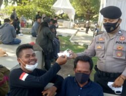 Satsamapta Polres Serang Kota Polda Banten Gelar pengamanan Kegiatan HUT PBB ke 76 dan International Culture Day dan Bagikan Masker