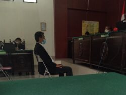 Adu Debat Hakim Pengadilan Negeri Pandeglang dan Penasehat Hukum Terdakwa MNW di Ruang Sidang