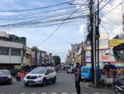 Berikan Pelayanan Kepada Masyarakat, Satsamapta Polres Serkot Polda Banten Gatur Lantas