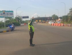 Exit Tol Serang Timur Satlantas Polresta Serkot Gatur sore Urai Kemacetan
