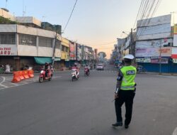 Antisipasi Kepadatan, Personil Satlantas Polresta Serkot Laksanakan Pengaturan Arus Lalu Lintas