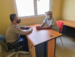 Bhabinkamtibmas Melaksanakan Sambang Desa dan Silahturahmi pada Tokoh Masyarakat Kp. Pabean Desa Terate