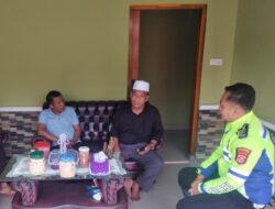 Implementasikan Comander Wish Kapolda Banten, Anggota lantas Polsek Kramatwatu Polresta Serkot Sowan Sesepuh