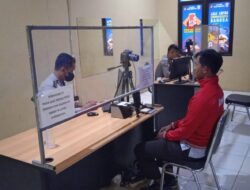 Melayani Kepada Masyarakat Untuk Pelayanan Pembuatan SIM Satlantas Polresta Serkot