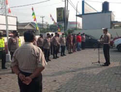 Kanit Lantas Pimpin Apel Pagi berikan Arahan Personel di Polsek Cipocok Jaya Polresta Serkot