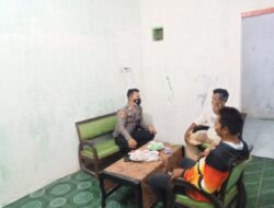 Bhabin Polsek Kasemen Polres Serkot Sambangi Tokoh Pemuda Komplek Angsoka Permai