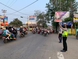 Pelayanan Bagi Masyarakat, Personel Satlantas Polresta Serkot Lakukan Pengaturan Arus Lalu Lintas Pagi Hari