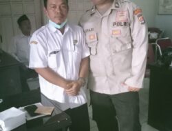 Bhabinkamtibmas Polsek Kramatwatu Polresta Serkot Sambang dan Himbau Kepada Staf Desa Pejaten