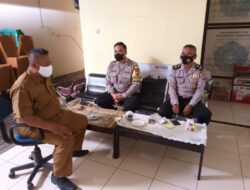Bhabinkamtibmas Polsek Kramatwatu Polresta Serkot Silahturahmi Kantor Desa