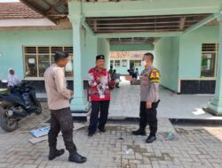 Bhabinkamtibmas Polsek Kramatwatu Polresta Serkot Sambang Ketua Yayasan Hidayatul Umam Desa Terate