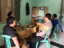 Bhabinkamtibmas Polsek Waringinkurung Polresta Serkot Sambang Ke Kantor Desa Binaan Mencari Informasi Dan Keluhan Warga Untuk Ditindak Lanjuti