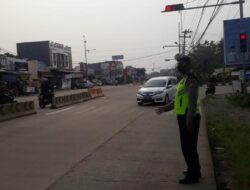 Pengaturan Lalulintas Polsek Cipocok Jaya Polresta Serkot Pada Sore Hari