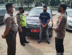 Sambangi Satpam dan Juru Parkir Kanit Binmas Polsek Curug Polresta Serkot Sampaikan Pesan-Pesan Kamtibmas