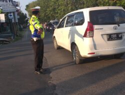 Urai Kemacetan Pagi Hari di Kebaharan Rutin di Lakukan Personel Polsek Serang Polresta Serkot