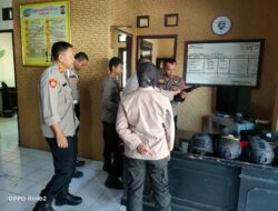 Dalam Rangka Pengecekan Ranmor Dan Senpi Dinas Personil Polsek Waringinkurung Polresta Serkot 