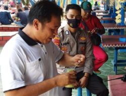 Personel Polsek Walantaka Polresta Serang Berpatroli Di Kolam Renang Nada Tirta