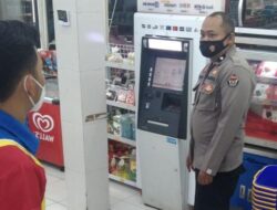 Binmas Polsek Kramatwatu Polresta Serkot Patroli Pertokoan Yang Berada Di Daerah Hukum 