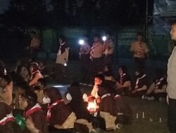 Anggota Polsek Serang Polresta Serkot Hadiri Perkemahan Di SMPN 17 Serang