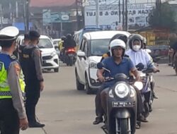 Personil Polsek Cipocok Jaya Polresta Serkot Gatur Lalulintas Dini Hari Di Jalan Cipocok Jaya