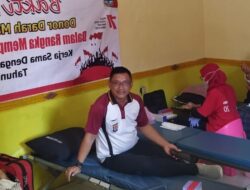Dalam Rangka Peringati HUT RI Ke-77 Kapolsek Baros Ikuti Program Donor Darah