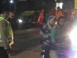 Urai Kemacetan Disimpang Kampung Sukadana oleh Anggota Polsek Kasemen Polresta Serkot