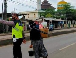 Unit Lantas Polsek Kramatwatu Polresta Serkot Pantau Arus Lalulintas dengan