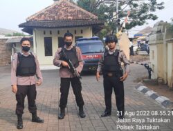 Polsek Taktakan Polresta Serkot  Siaga dan Laksanakan Sispam Mako Untuk Tingkatkan Keamanan