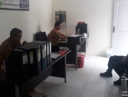 Pak Bhabin Polsek Walantaka Polresta Serkot Anjangsana dengan Kepala Kelurahan Walantaka