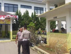 Unit Lantas Polsek Taktakan Polresta Serkot Sambangi Satpam Sekolah SMAN 3 Kota Serang