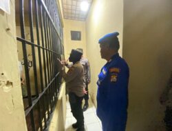 Kabagren dan Kasat Polairud Polresta Serkot Cek Ruang Tahanan Polsek Serang