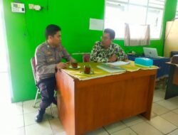Silaturahmi Kepada Kepala Sekolah SDN Spring oleh Anggota Polsek Taktakan Polresta Serkot 