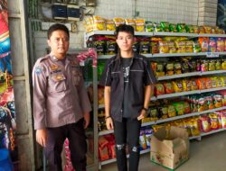 Waspada Uang Palsu! Polsek Taktakan Polresta Serkot Berikan imbauan Kepada Pedagang Warung