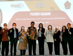 Tingkatkan Kwalitas SDM Masyarakat Nias Barat Bupati Jalin Kerjasama Dengan Universitas AKI Semarang