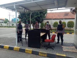 Untuk Menjalin Sinergitas,Personil Polsek Taktakan Polresta Serkot Melaksanakan Sambang Dan Memberikan Himbauan Kamtibmas Kepada Warga