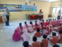 Polisi Sahabat Anak, Satlantas Polres Kendal Edukasi Pengenalan Rambu Lalulintas Kepada Siswa-siswi TK