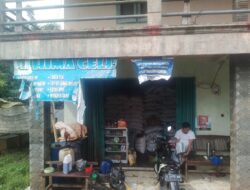 Parah..! Lagi Dan Lagi Penjualan Pupuk Bersubsidi Melebihi Harga HET, Kios Cahaya Tani Diduga Melanggar