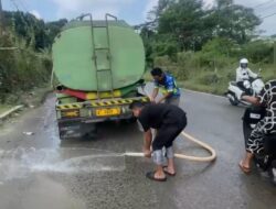 Aktivitas Pembersihan Jalan Oleh Pihak Galian Sebagai Bentuk Kepedulian Terhadap Keselamatan Masyarakat